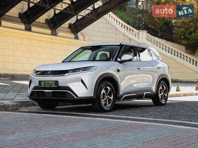 BYD Yuan Up 2025 Leading