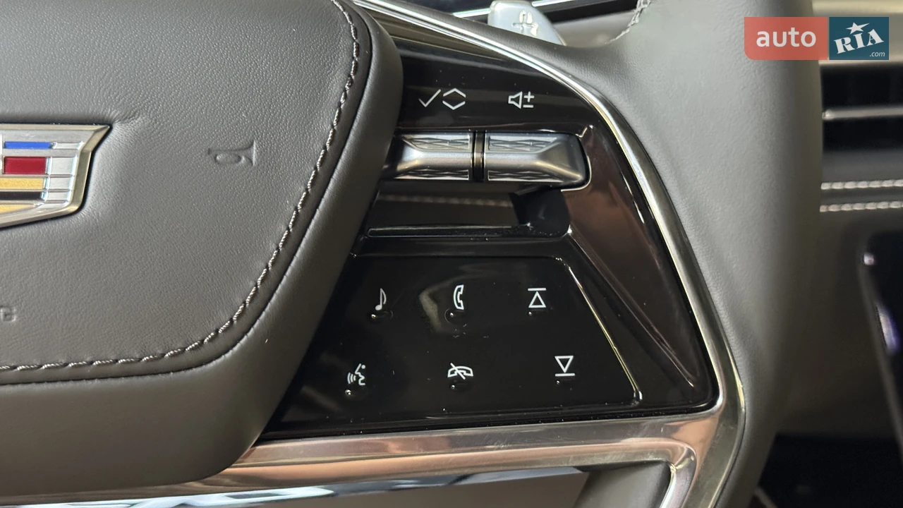 Cadillac-25