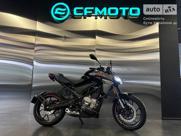 Cf moto 300NK 2025