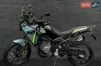 Cf moto 450MT