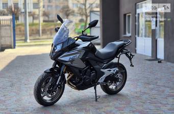 Cf moto 700MT 2025 Base