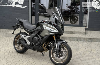Cf moto 700MT 2025 Base