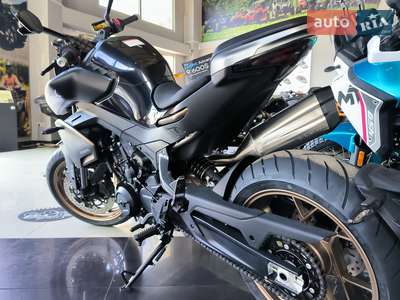 Cf moto 800NK 2025 Base