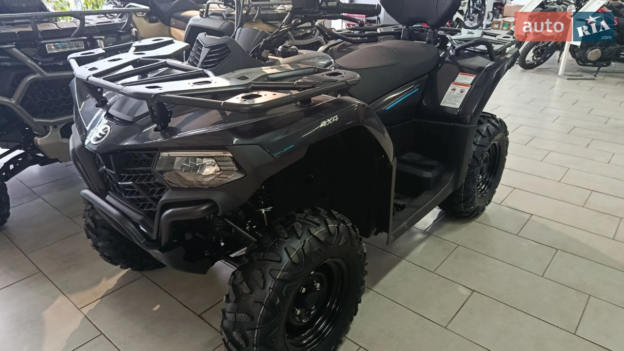 Cf moto CForce Base