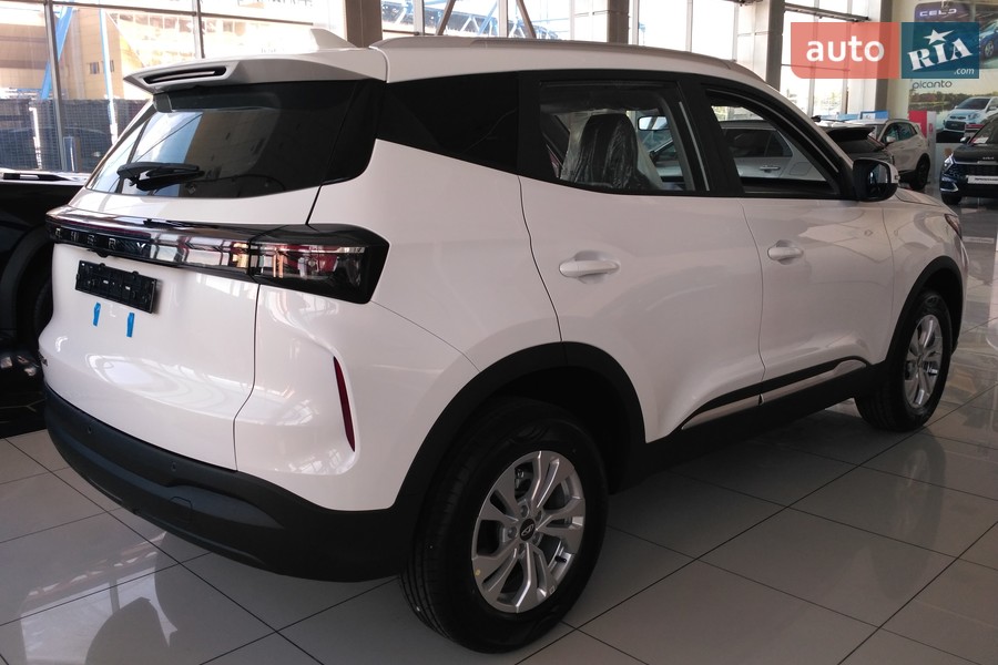 Chery Tiggo 4 - фото 4