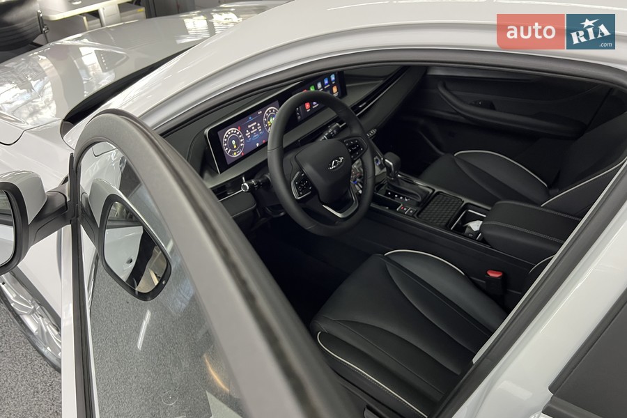 Chery Tiggo 4 - фото 12