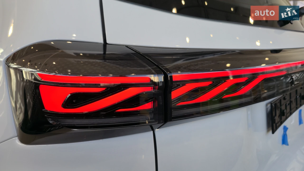Chery-8