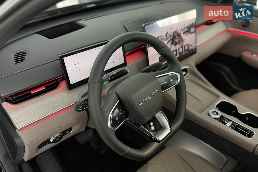 Chery Tiggo 8 - фото 27