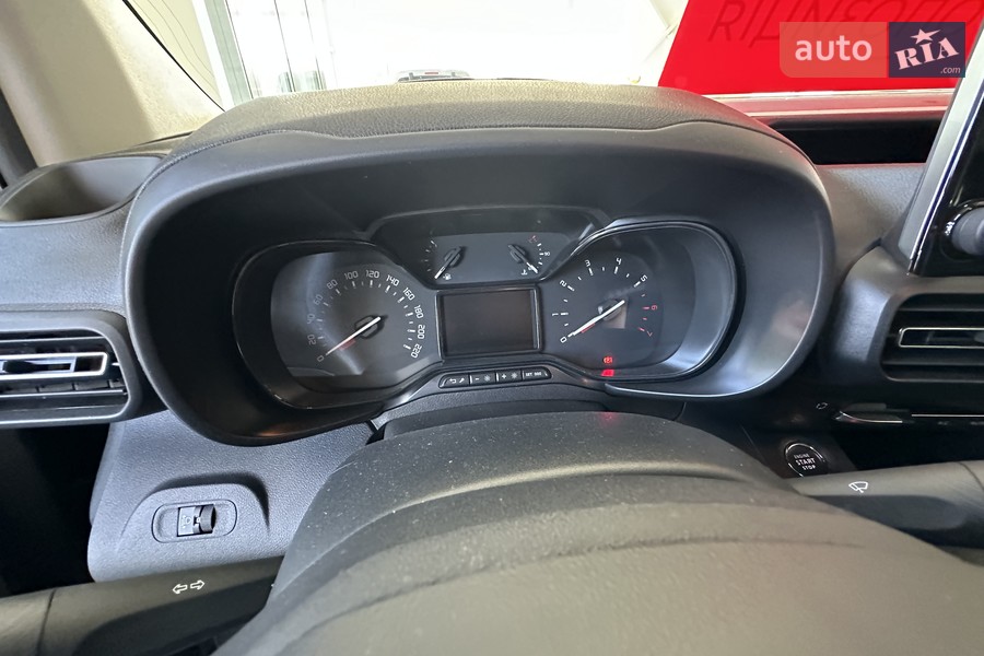 Citroen Berlingo - фото 11