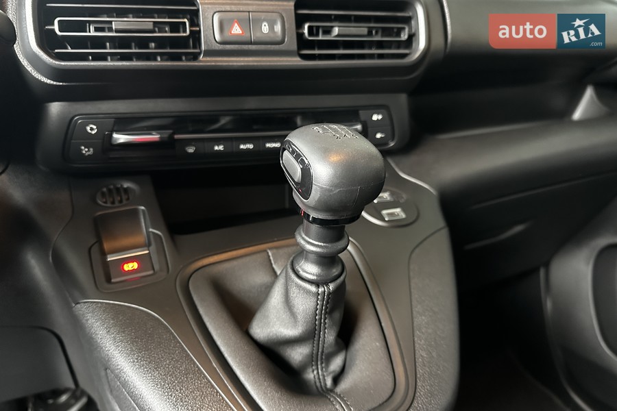 Citroen Berlingo - фото 17