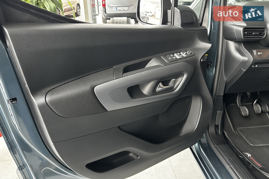 Citroen Berlingo - фото 11