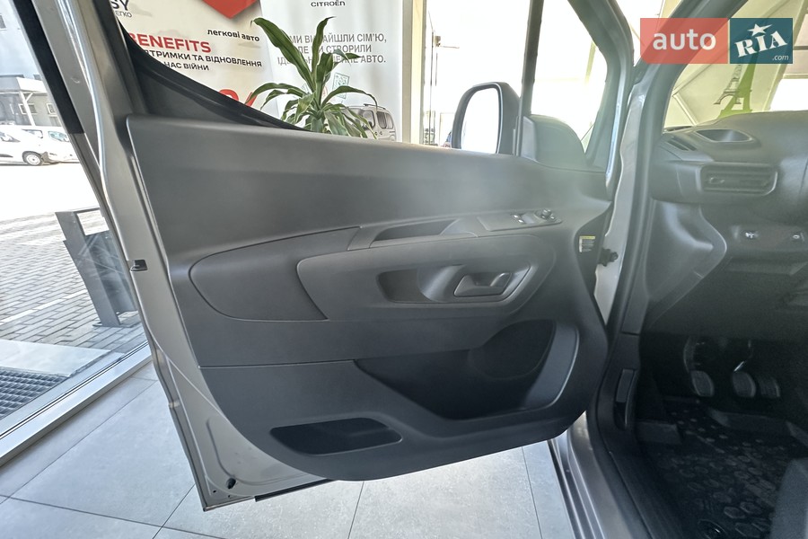 Citroen Berlingo - фото 17