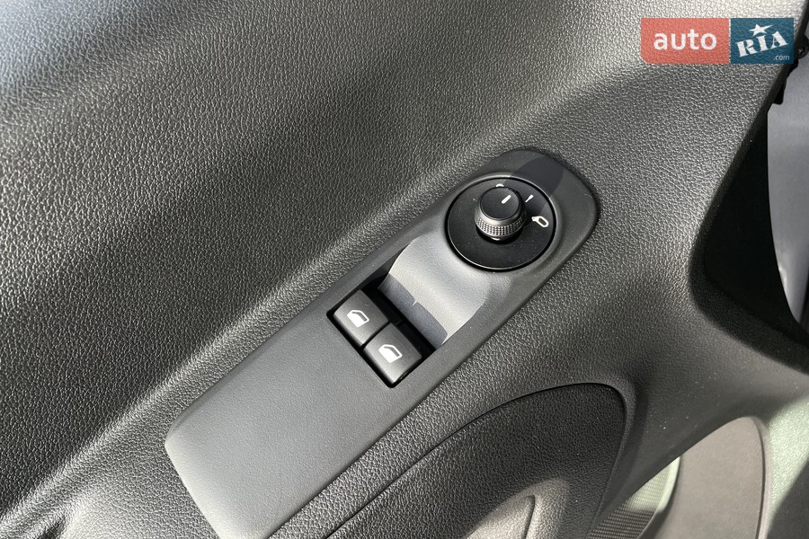 Citroen Berlingo - фото 10