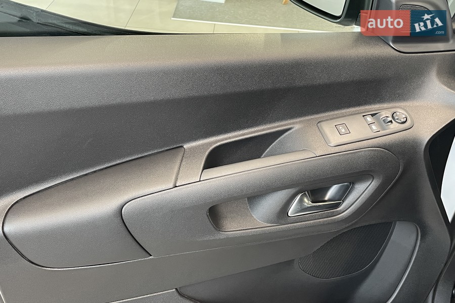 Citroen Berlingo - фото 15