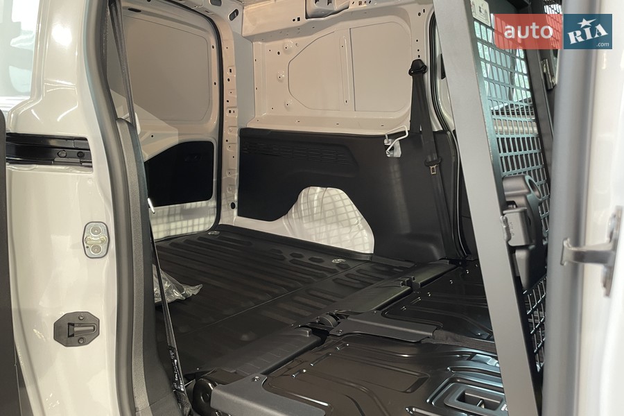 Citroen Berlingo - фото 31