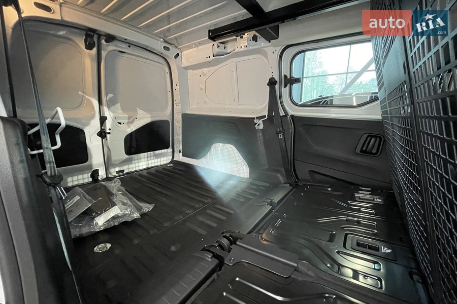 Citroen Berlingo - фото 32