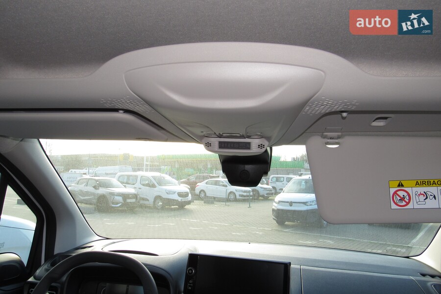 Citroen Berlingo - фото 11