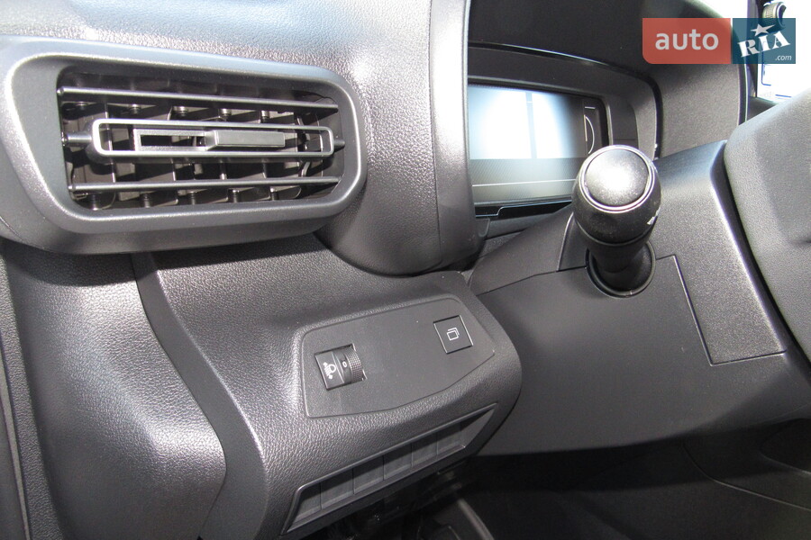 Citroen Berlingo - фото 28