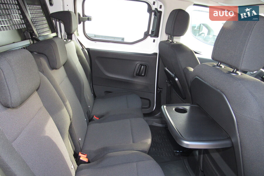 Citroen Berlingo - фото 30