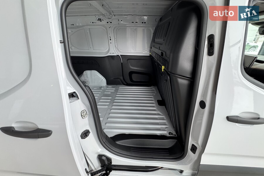 Citroen Berlingo - фото 11