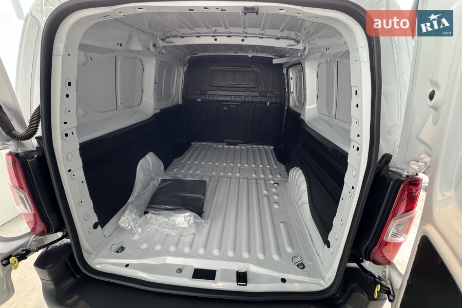Citroen Berlingo - фото 12
