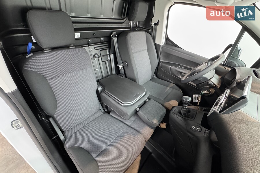 Citroen Berlingo - фото 17