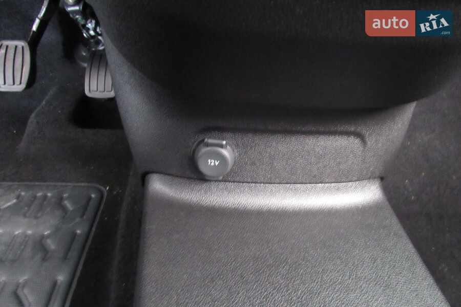 Citroen Berlingo - фото 17