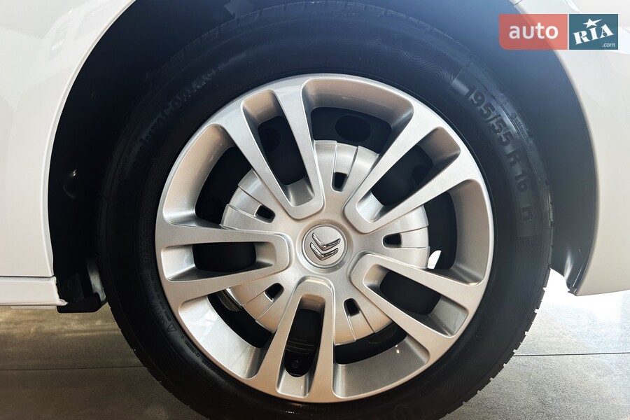 Citroen C-Elysee - фото 12