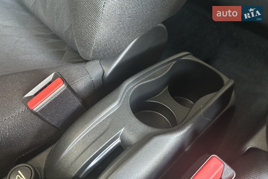 Citroen C-Elysee - фото 31