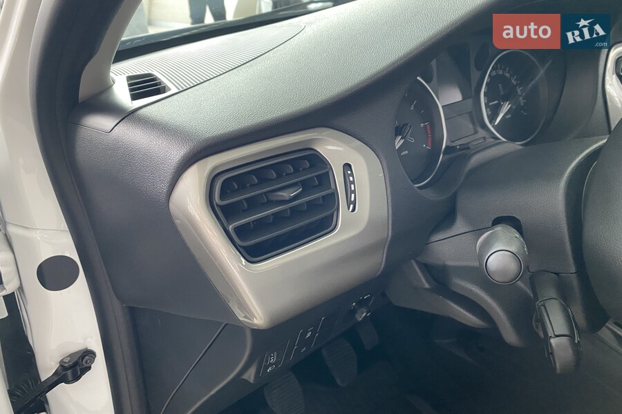 Citroen C-Elysee - фото 19