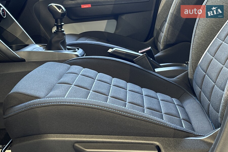 Citroen C3 - фото 16