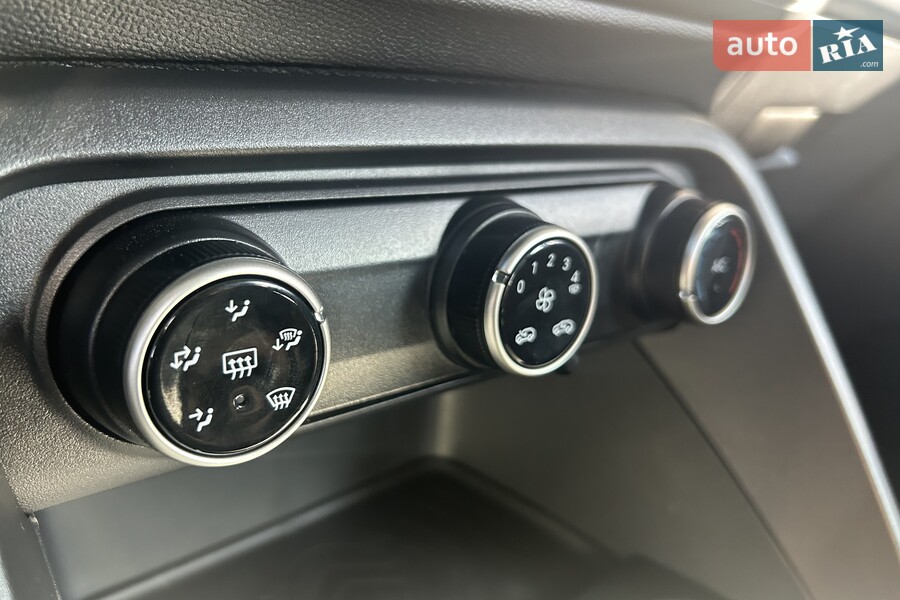 Citroen C3 - фото 17