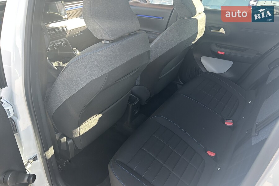 Citroen C3 - фото 22