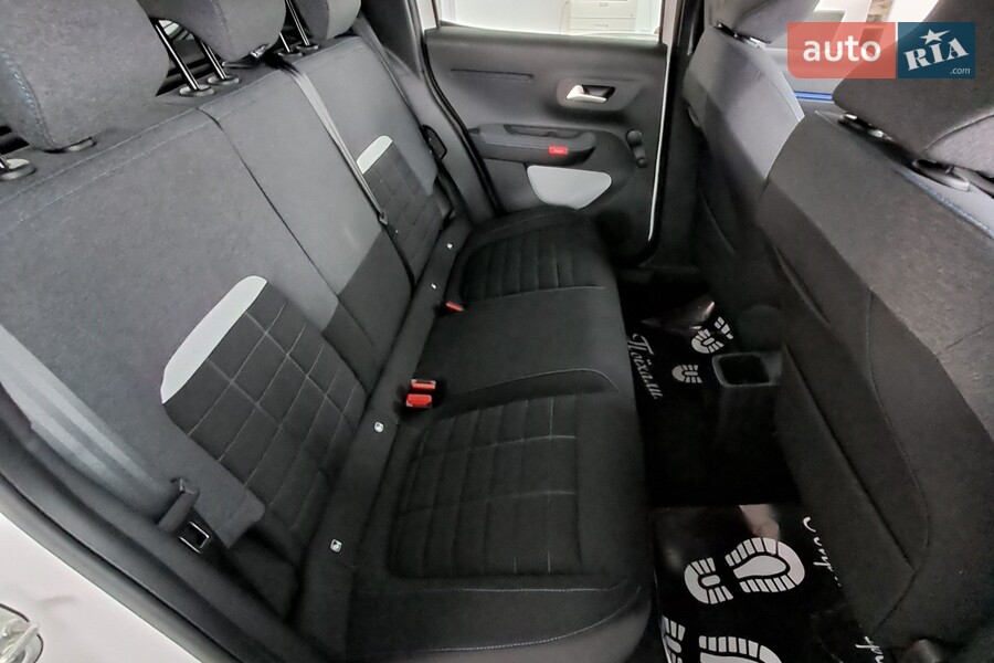 Citroen C3 - фото 12