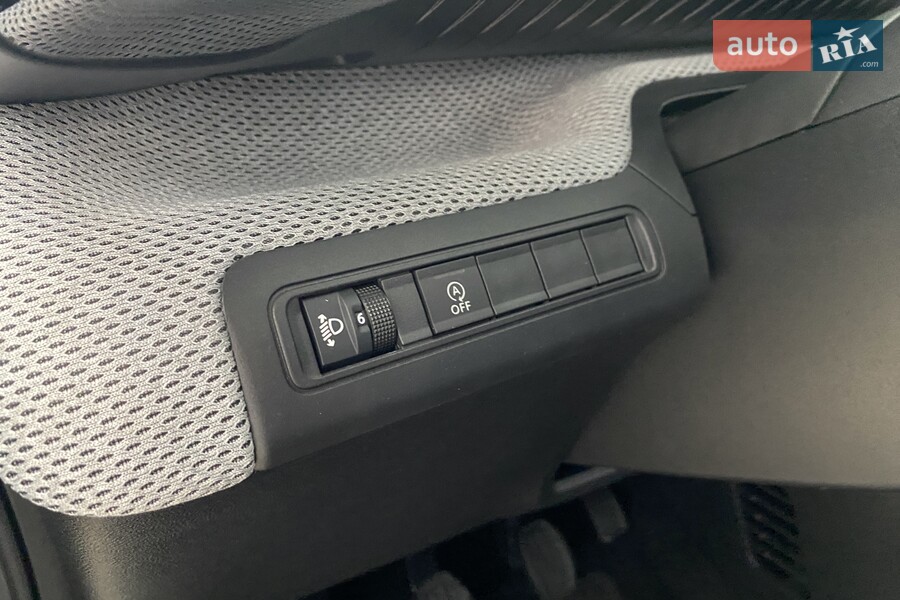 Citroen C3 - фото 20