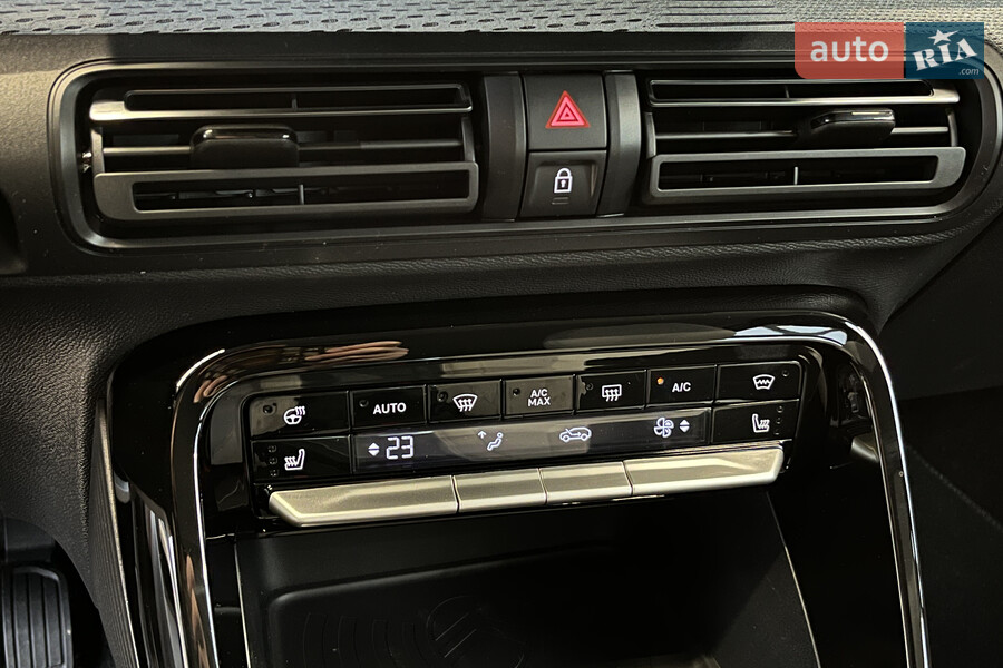 Citroen C3 - фото 20