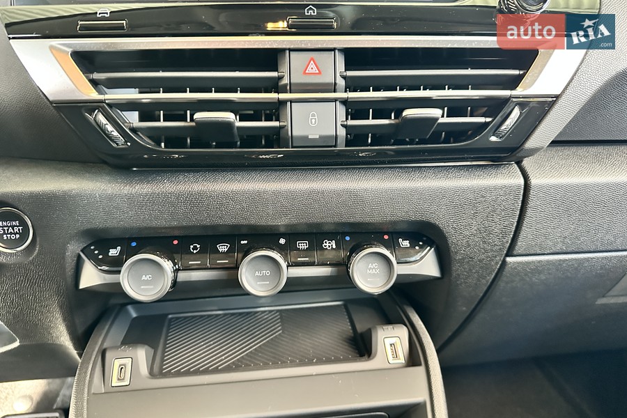 Citroen C4 X - фото 21