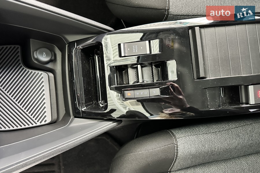 Citroen C4 X - фото 23
