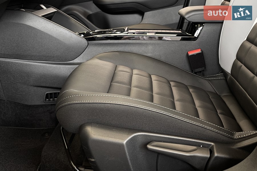 Citroen C4 - фото 21
