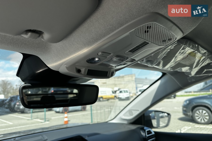 Citroen C4 - фото 16