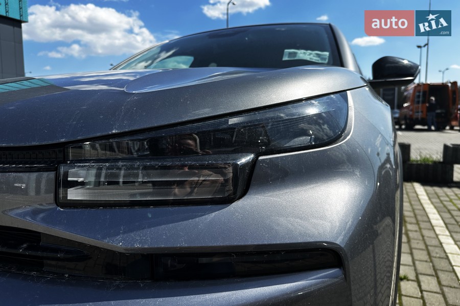 Citroen C4 - фото 6