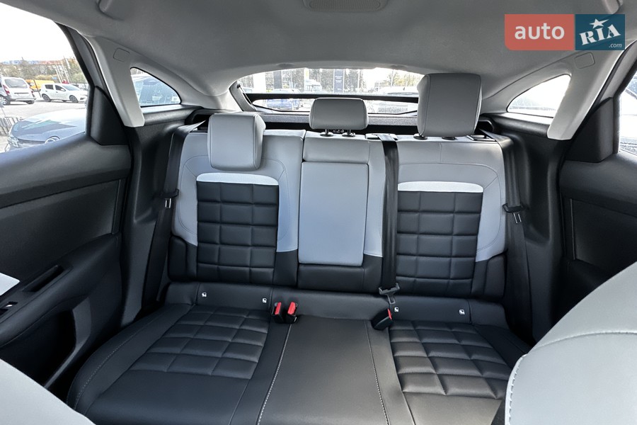 Citroen C4 - фото 7