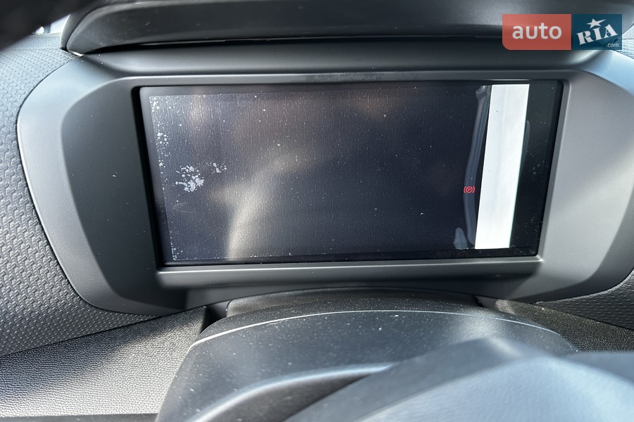 Citroen C4 - фото 10