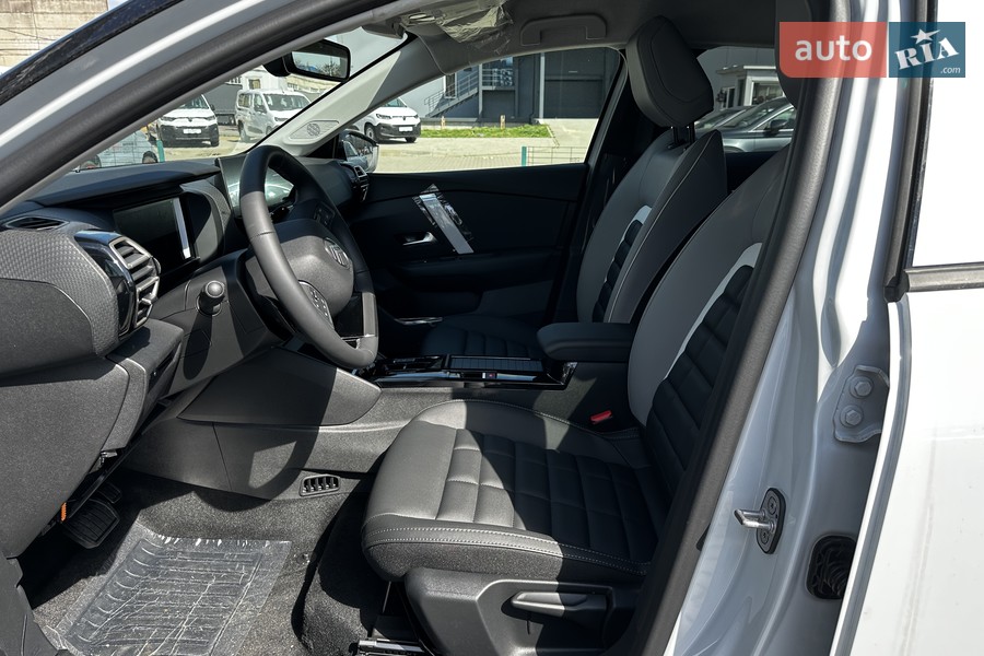 Citroen C4 - фото 9