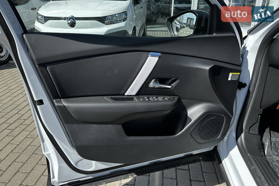 Citroen C4 - фото 14