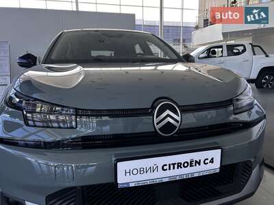 Новый Citroen C4 2025 - фото 3