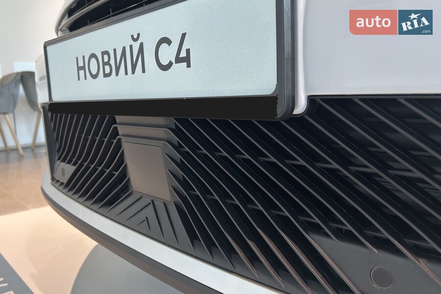 Citroen C4 - фото 9