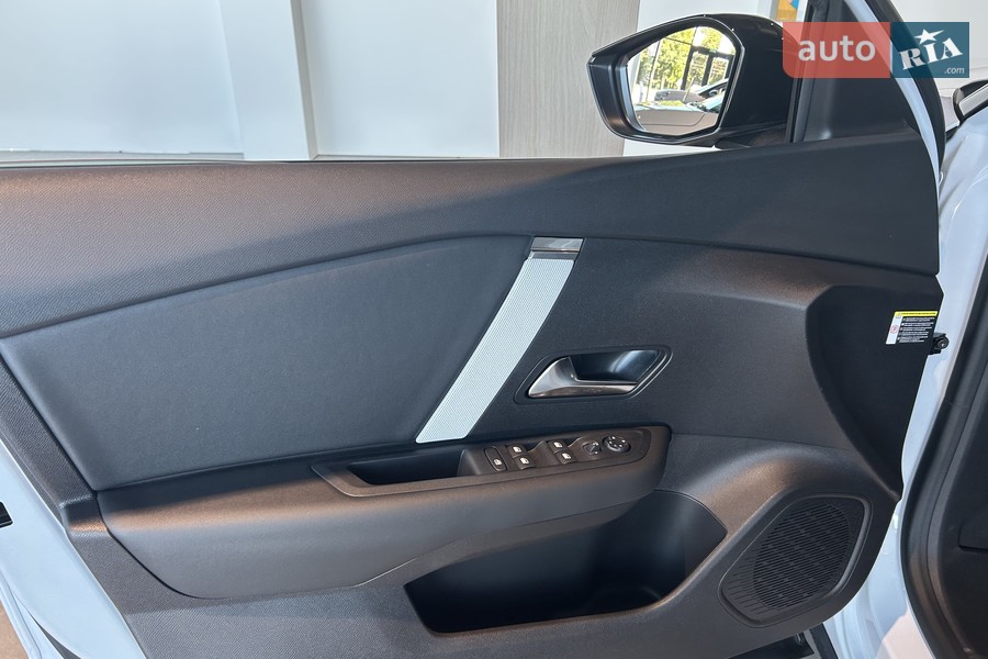 Citroen C4 - фото 22