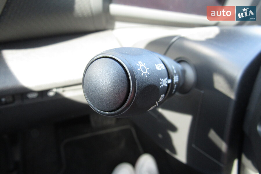 Citroen C4 - фото 15