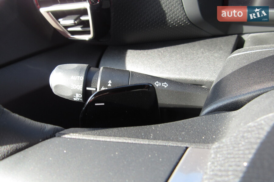 Citroen C4 - фото 14